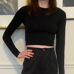 REFORMATION Cropped Ling Sleeve Tee